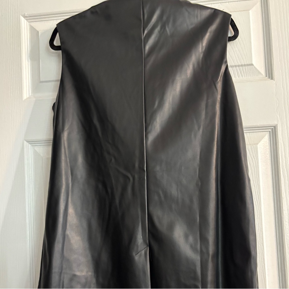 Double Breasted Leather Vest - Picture 4 of 4
